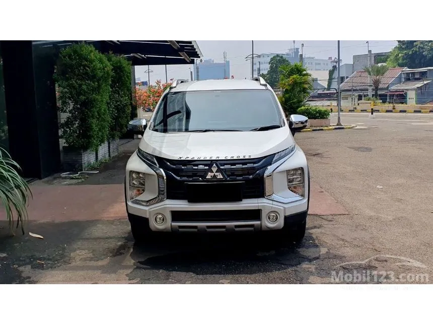 Jual Mobil Mitsubishi Xpander Cross 2022 Premium 1.5 di DKI Jakarta Automatic MPV Putih Rp 239.000.000
