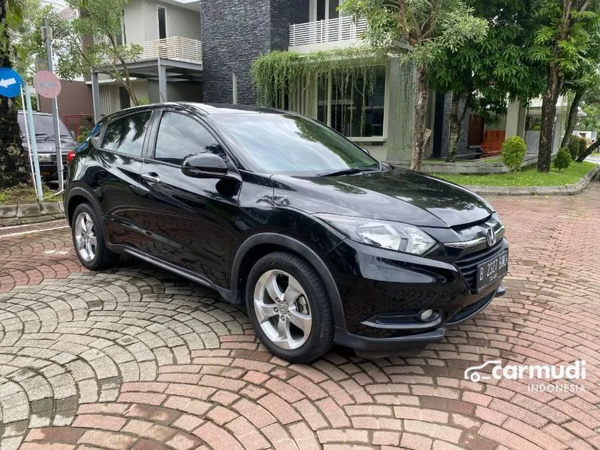 Jual Mobil Honda HR