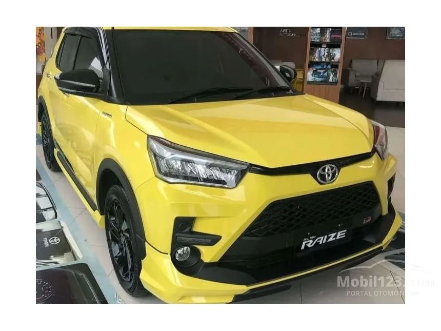 Jual Mobil Toyota Raize 2023 GR Sport TSS 1.0 di Jawa Timur Automatic Wagon Kuning Rp 224.500.000