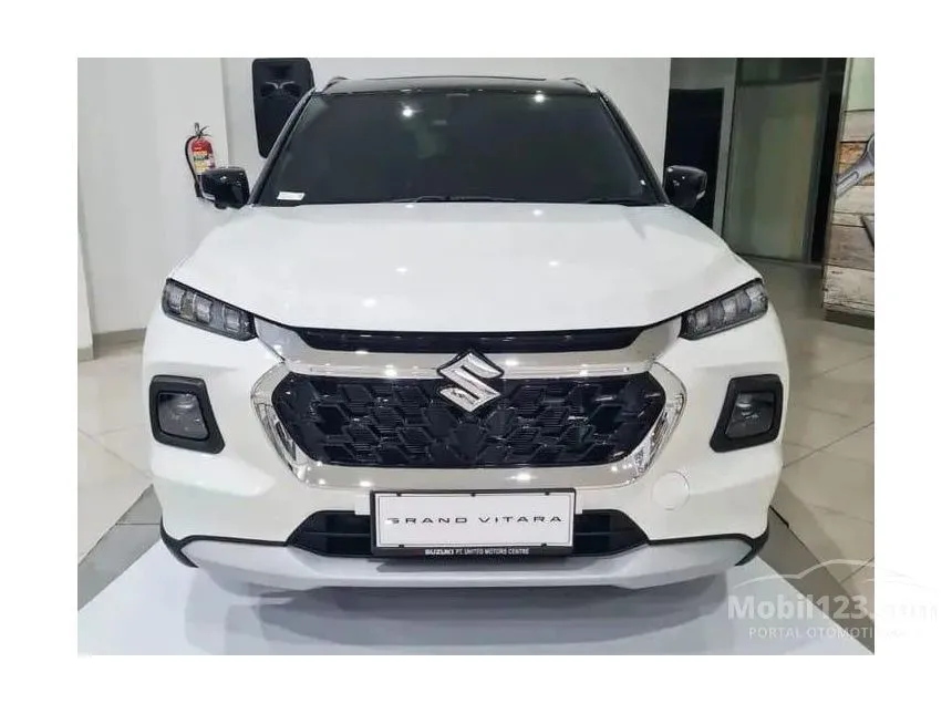 Jual Mobil Suzuki Grand Vitara 2024 GX (Two Tone) 1.5 di Jawa Barat Automatic SUV Putih Rp 305.490.000