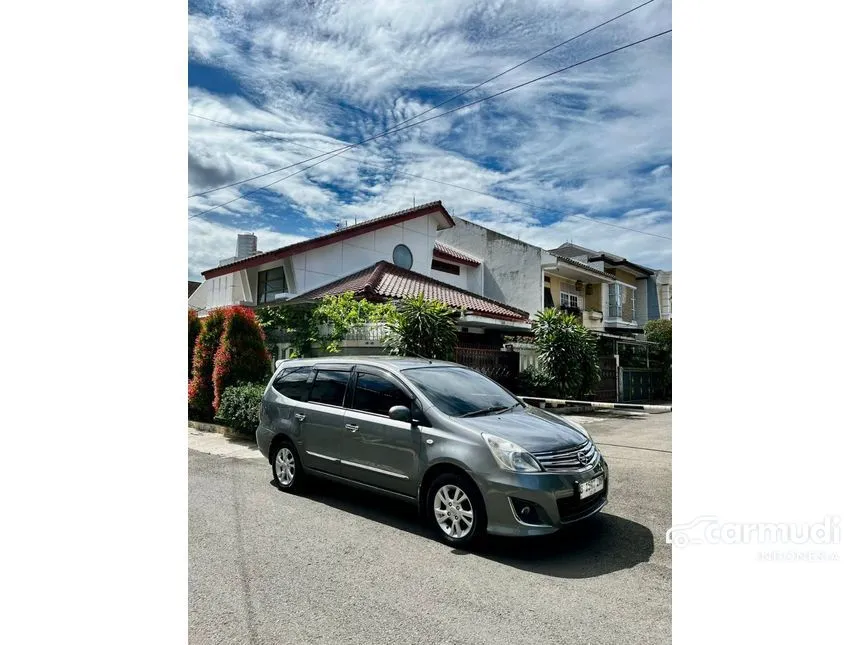 2013 Nissan Grand Livina XV MPV