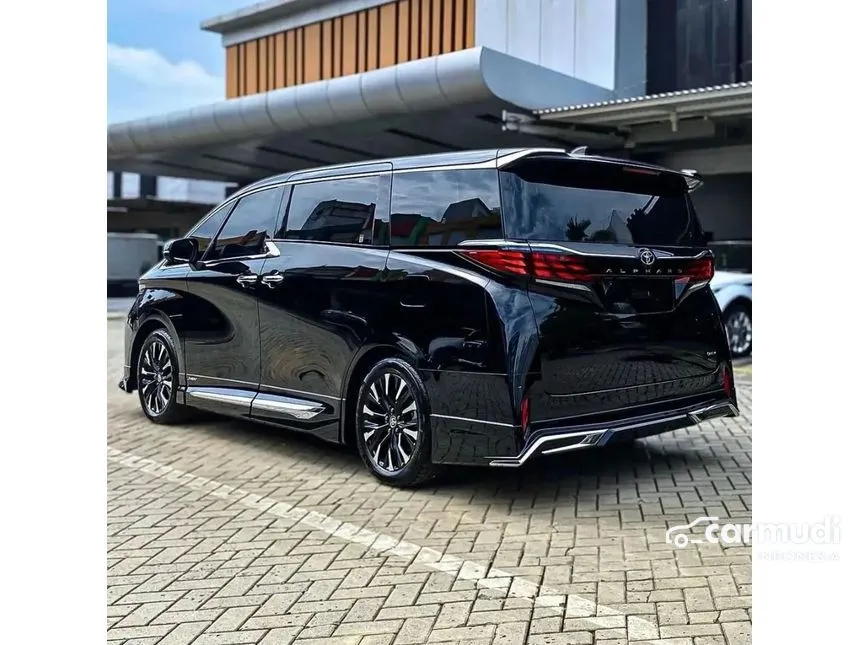 2024 Toyota Alphard HEV Modellista MPV