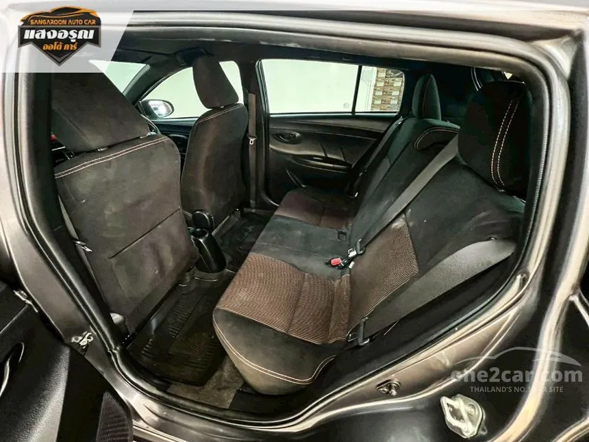 2014 Toyota YARIS E Hatchback