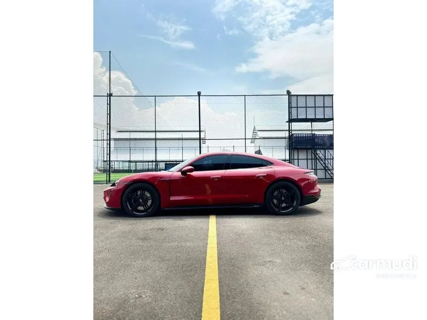 2021 Porsche Taycan 4S Performance Battery Plus Sedan