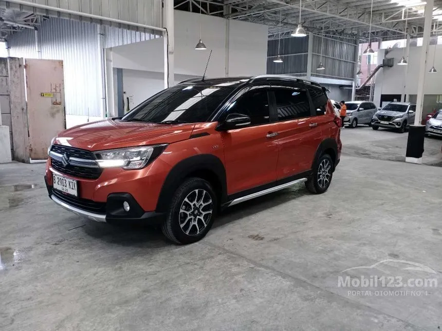 Jual Mobil Suzuki XL7 2022 Alpha 1.5 di Jawa Barat Automatic SUV Orange Rp 218.000.000