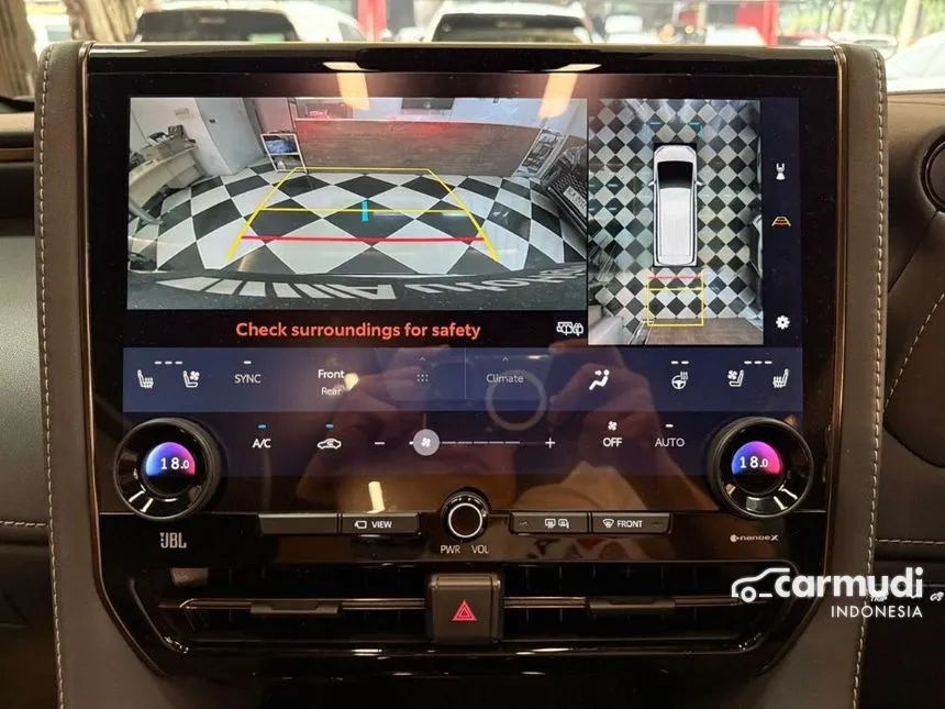 2024 Toyota Alphard HEV Modelista MPV