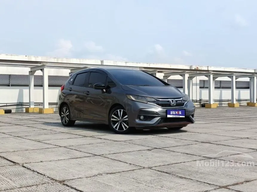 Jual Mobil Honda Jazz 2018 RS 1.5 di DKI Jakarta Automatic Hatchback Abu