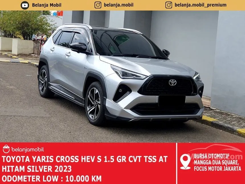 Jual Mobil Toyota Yaris Cross 2023 S HEV GR Parts Aero Package 1.5 di DKI Jakarta Automatic Wagon Silver Rp 360.000.000