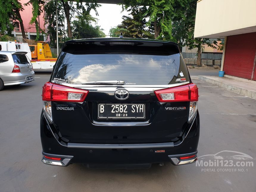 Jual Mobil Toyota Innova  Venturer  2022 N140 2 4 di DKI 