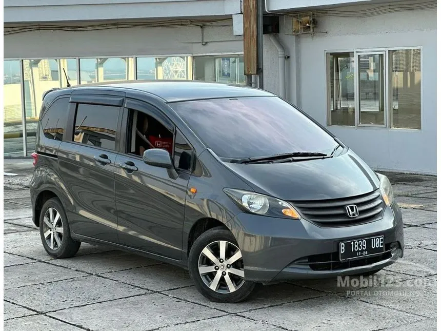 Jual Mobil Honda Freed 2011 1.5 1.5 di DKI Jakarta Automatic MPV Abu