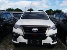 Toyota Fortuner 2,4 TRD SUV