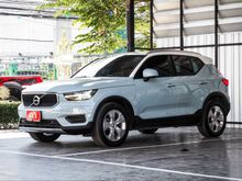 2019 Volvo XC40 2.0 (ปี 18-24) T4 Momentum SUV AT