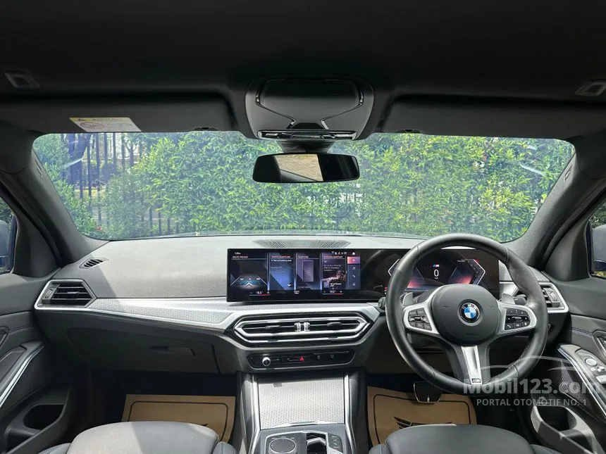 2024 BMW 320i M Sport Sedan