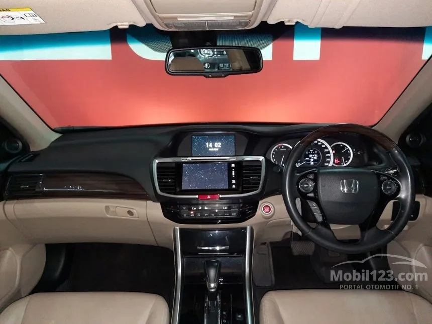 2017 Honda Accord VTi-L Sedan