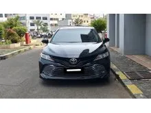 2020 Toyota Camry 2.5 V Sedan hitam