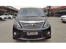 2014 Toyota Alphard 2.4 SC Audioless Black On Black Good condition