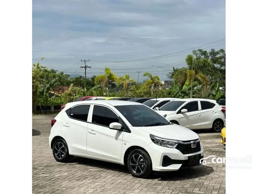 Jual Mobil Honda Brio 2024 RS 1.2 di Jawa Barat Automatic Hatchback Putih Rp 172.300.000