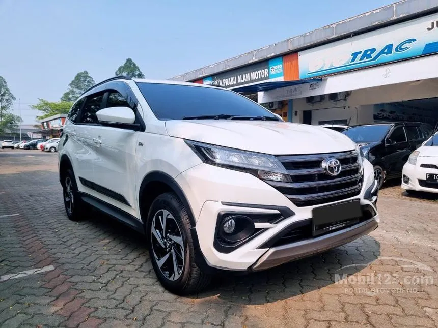 Jual Mobil Toyota Rush 2022 GR Sport 1.5 di Banten Automatic SUV Putih Rp 221.500.000