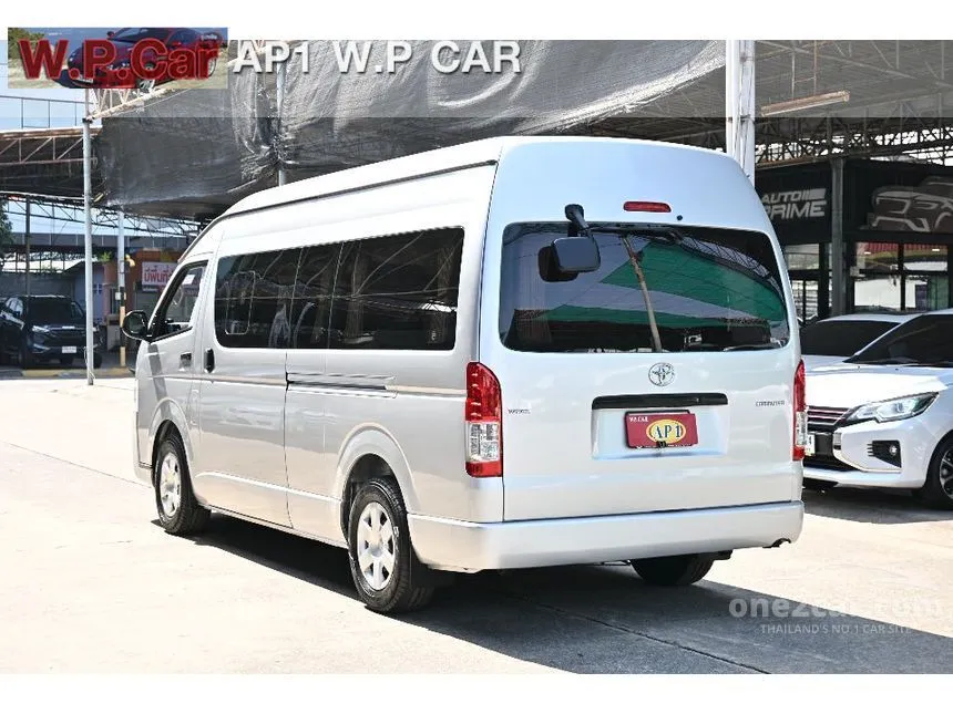 2014 Toyota HIACE D4D Van