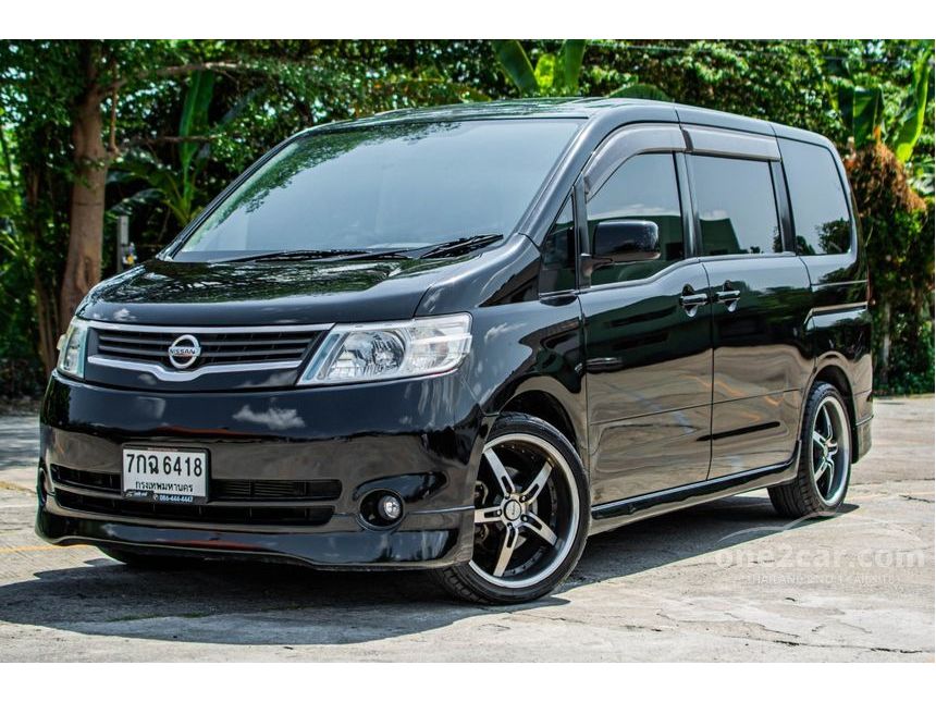 2006 Nissan Serena 2.0 (ปี 00-05) High-Way Star Wagon AT for sale on ...