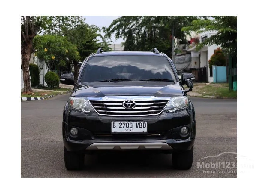 Jual Mobil Toyota Fortuner 2012 TRD G Luxury 2.7 di DKI Jakarta Automatic SUV Hitam Rp 195.000.000