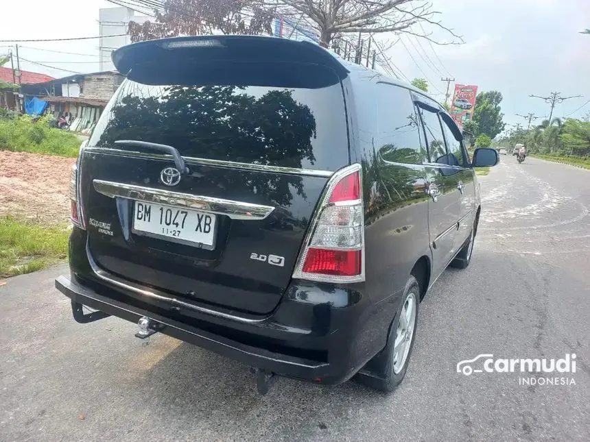 2014 Toyota Kijang Innova J MPV