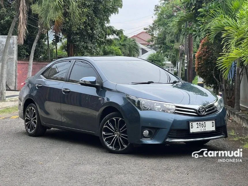 2015 Toyota Corolla Altis V Sedan