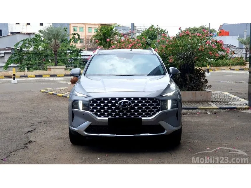 Jual Mobil Hyundai Santa Fe 2022 CRDi Signature 2.2 di DKI Jakarta Automatic SUV Abu