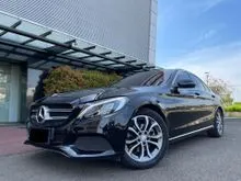 2016 Mercedes-Benz C200 2.0 Avantgarde Sedan TOTAL DP 125JT Black On Black Km 43Rb Antik Service Record ATPM Kondisi Mulus Like New TOTAL DP RINGAN