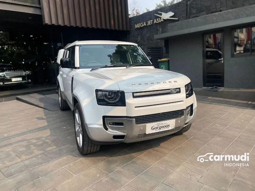 2023 Land Rover Defender 130 P400 First Edition SUV