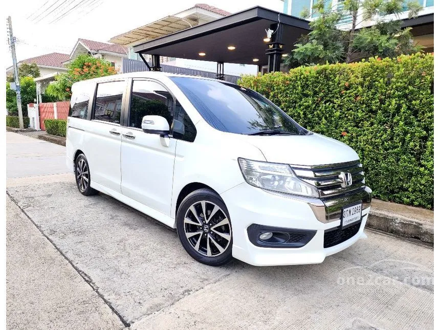 2014 Honda STEPWGN Spada EL Wagon