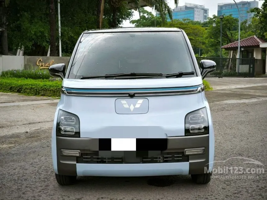 Jual Mobil Wuling EV 2022 Air ev Charging Pile Long Range di Jawa Timur Automatic Hatchback Biru Rp 205.000.001