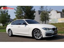 BMW F30 320i LCi Facelift 2016 Km Gress LIke New