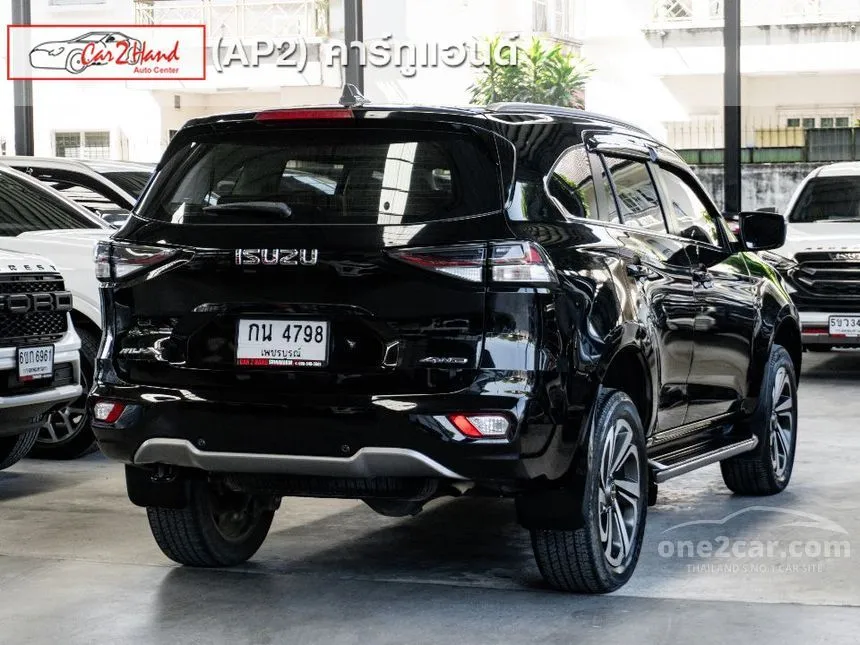 2021 Isuzu MU-X Ultimate SUV