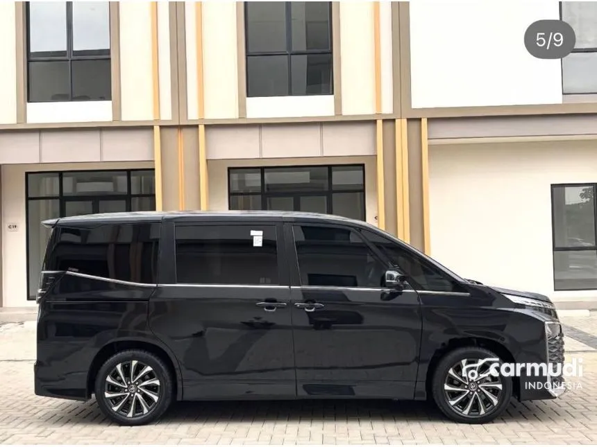 2023 Toyota Voxy (Non Premium Color) MPV