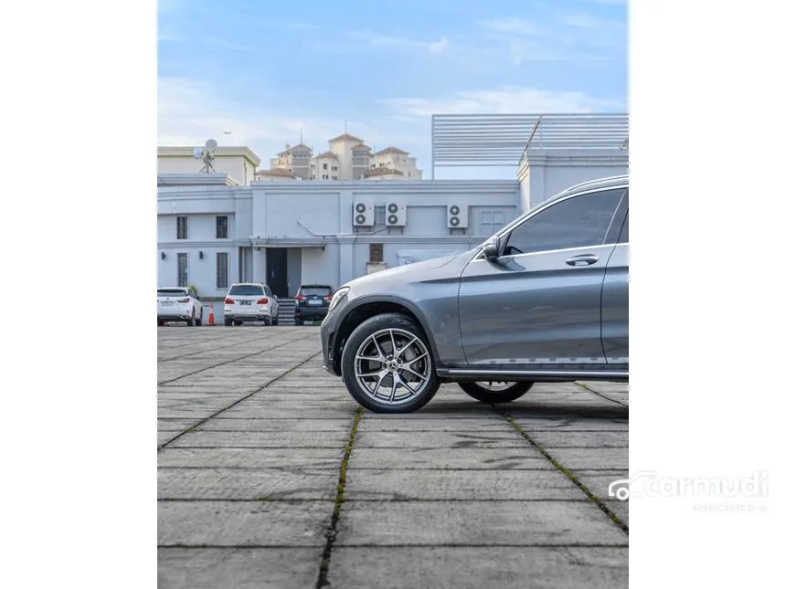 2021 Mercedes-Benz GLC200 AMG Line SUV