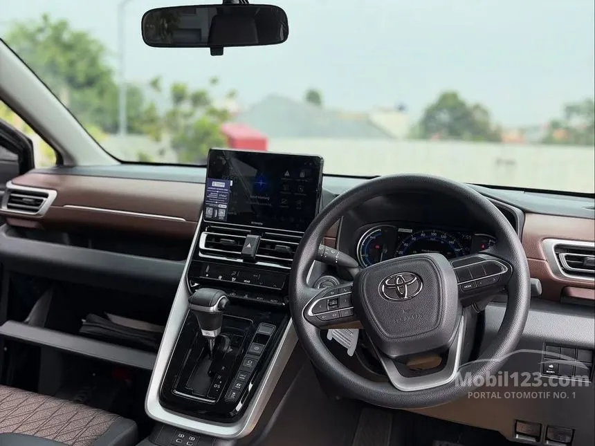 2025 Toyota Kijang Innova Zenix G HV (Non Premium Color) MPV