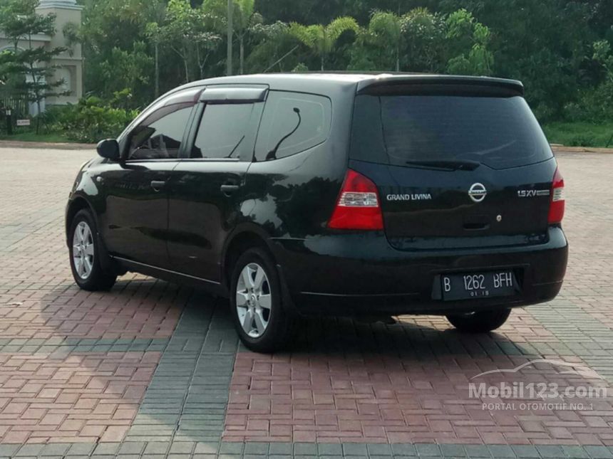 Jual Mobil Nissan Grand Livina 2009 XV 1.5 di Banten 