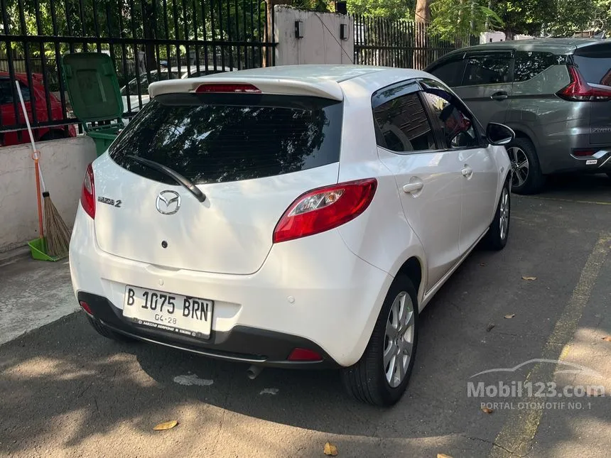 2012 Mazda 2 V Hatchback