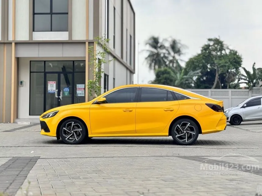 2022 MG 5 GT Magnify Sedan