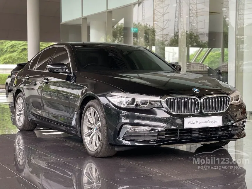 Jual Mobil BMW 520i 2018 Luxury 2.0 di DKI Jakarta Automatic Sedan Hitam Rp 665.000.000