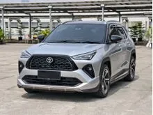 2025 Toyota Yaris Cross 1.5 S HV (2 Tone) with GR Parts Aero Pkg SUV, YARIS CROSS GR HEV HYBRID LOW KM 9 RIBU, PAJAK PANJANG 7 2027, NON YARIS 2024