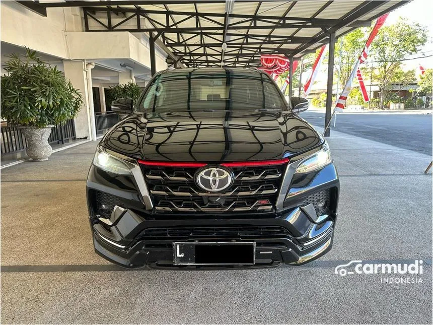 Jual Mobil Toyota Fortuner 2021 TRD 2.4 di Jawa Timur Automatic SUV Hitam Rp 495.000.000