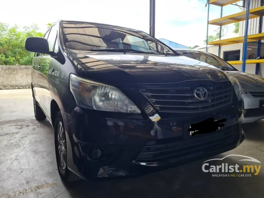 2011 Toyota Innova E MPV