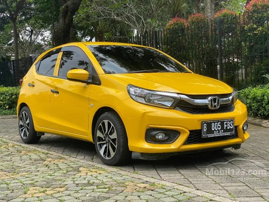Jual Mobil Honda Brio 2022 Satya E 1.2 di Banten Automatic Hatchback Kuning Rp 155.000.000