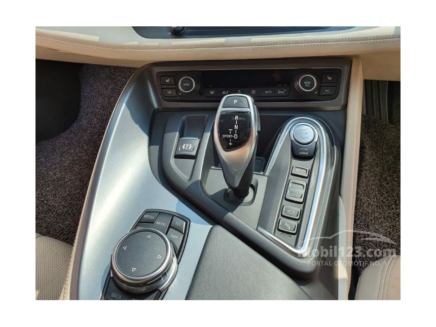 Jual Mobil BMW i8 2016 I12 1.5 di DKI Jakarta Automatic Coupe Putih Rp 2.950.000.000 - 6895575 ...