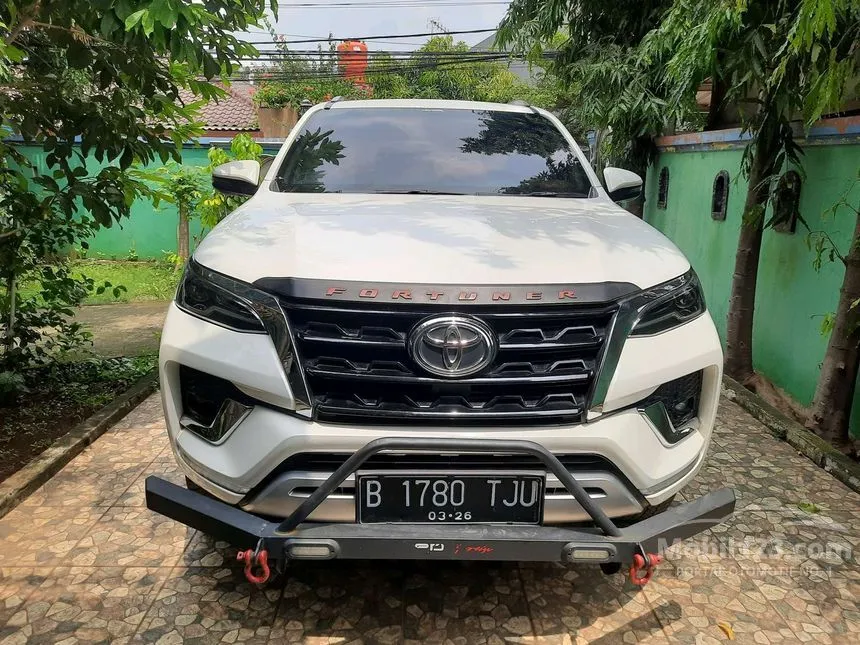 Jual Mobil Toyota Fortuner 2021 VRZ 2.4 di Banten Automatic SUV Putih Rp 445.000.000