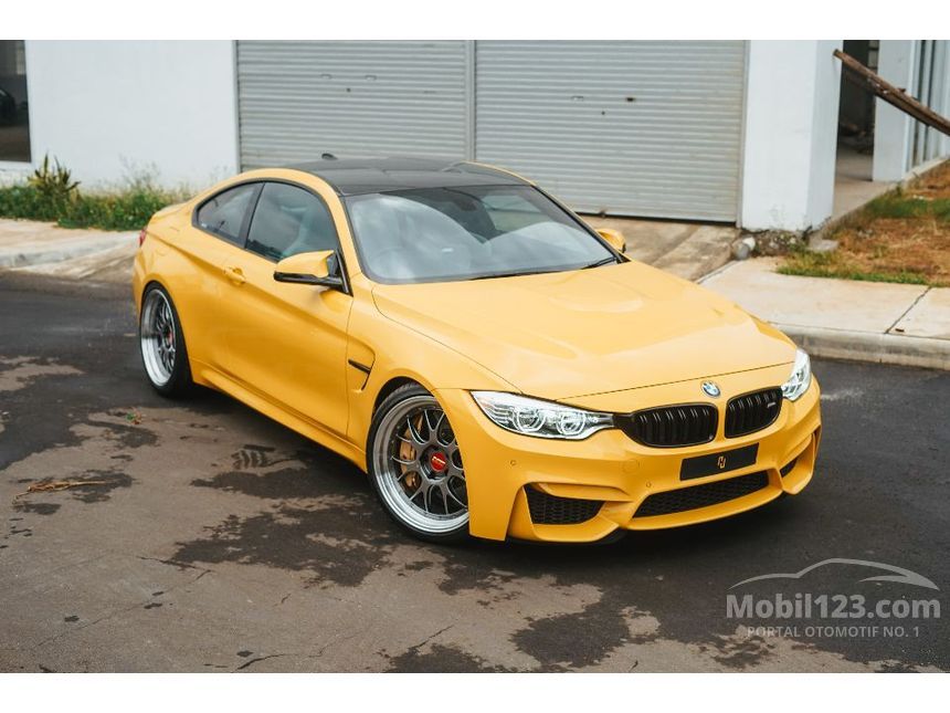 Jual Mobil BMW M4 2015 3.0 di DKI Jakarta Automatic Coupe Kuning Rp 1 ...