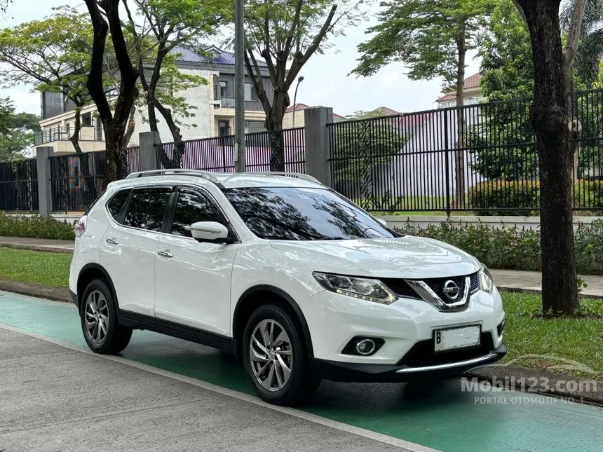 Jual Mobil Nissan X