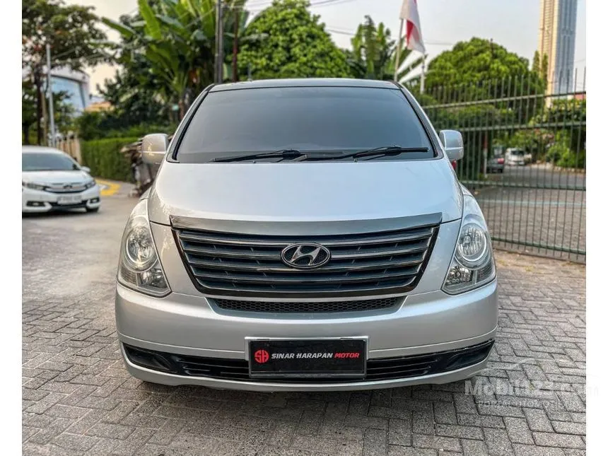 Jual Mobil Hyundai Starex 2011 Mover CRDi 2.5 di DKI Jakarta Manual MPV Silver Rp 120.000.000